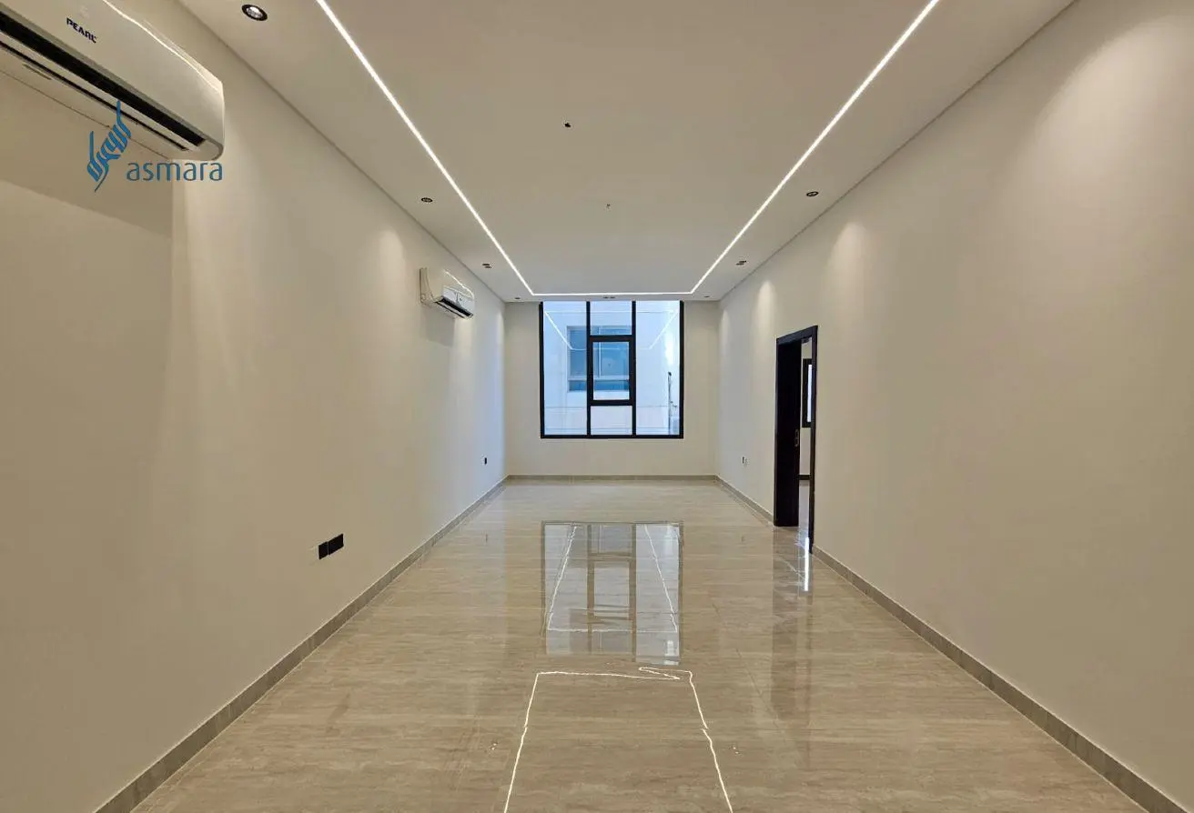 56009196 - Property Main Image
