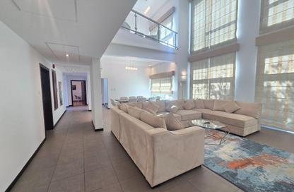 Villa - 4 Bedrooms - 5 Bathrooms for rent in Janabiya - Northern Governorate Villa - 4 Bedrooms - 5 Bathrooms for rent in Janabiya - Northern Governorate
