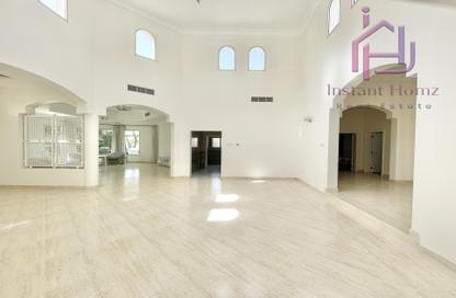Villa - 4 Bedrooms - 5 Bathrooms for rent in Al Jasra - Northern Governorate