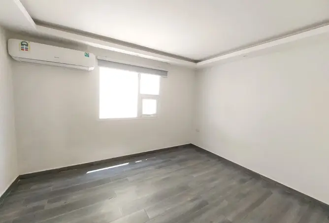 56182640 - Property Image 2