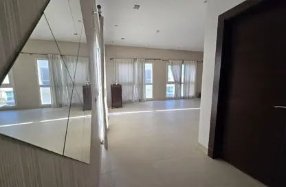 شقة - 2 غرف نوم - 2 حمامات للايجار في أمواج هومز - أمواج - المحرق