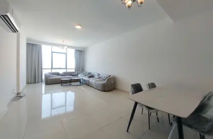 Apartment - 2 Bedrooms - 3 Bathrooms for rent in Hidd - Muharraq Governorate