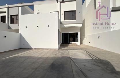 Villa - 3 Bedrooms - 4 Bathrooms for sale in Hamad Town - Northern Governorate