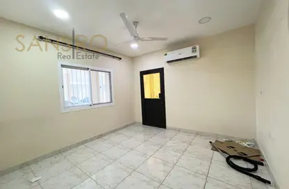 شقة - 1 حمام للايجار في سار - المحافظة الشمالية