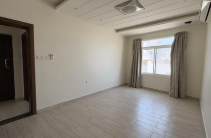 Apartment - 3 Bedrooms - 2 Bathrooms for rent in Tubli - Central Governorate