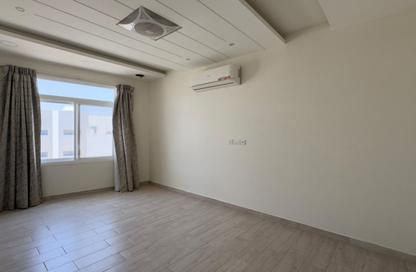 Apartment - 3 Bedrooms - 2 Bathrooms for rent in Tubli - Central Governorate