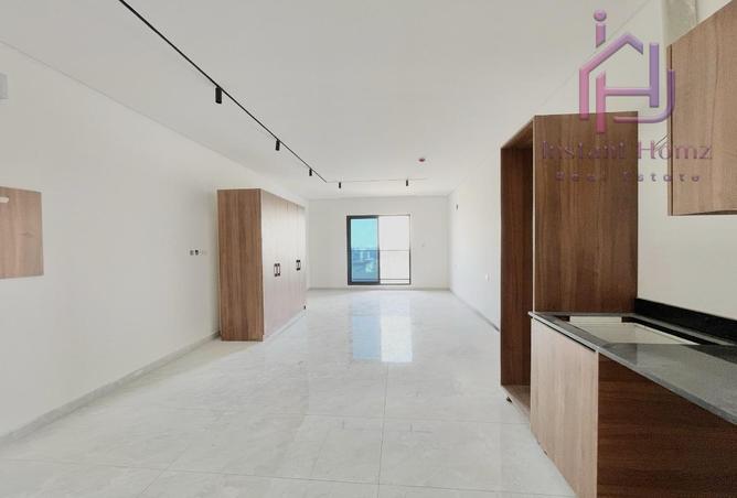 993742 - Property Image 2