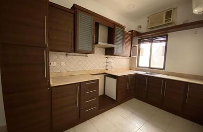 Apartment - 3 Bedrooms - 3 Bathrooms for rent in Tubli - Central Governorate