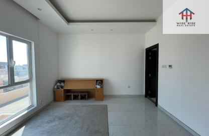 Apartment - 1 - 1 for rent in Gufool - Manama - Capital Governorate