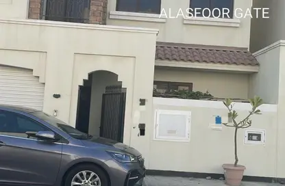 فيلا - 4 غرف نوم - 4 حمامات للبيع في ديرة العيون - ديار المحرق - المحرق