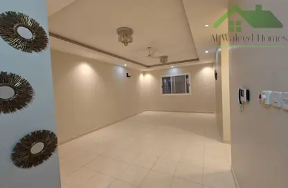 Apartment - 3 Bedrooms - 3 Bathrooms for rent in Janabiya - Northern Governorate