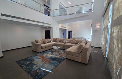 Villa - 4 Bedrooms - 5 Bathrooms for rent in Janabiya - Northern Governorate