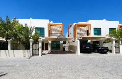 Compound - 4 Bedrooms - 3 Bathrooms for rent in Janabiya - Northern Governorate