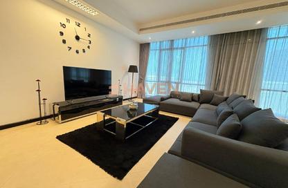 Apartment - 2 Bedrooms - 3 Bathrooms for rent in Al Juffair - Capital Governorate