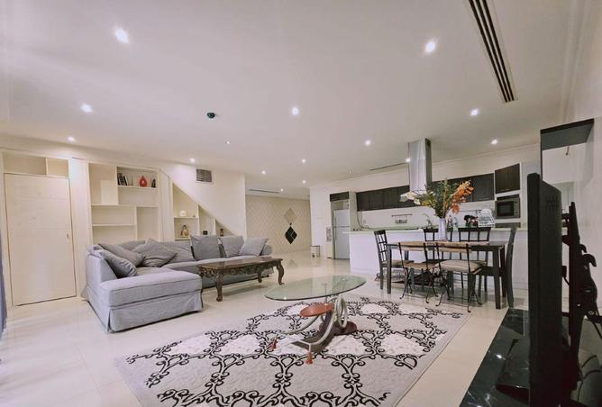 1000350 - Property Image 3