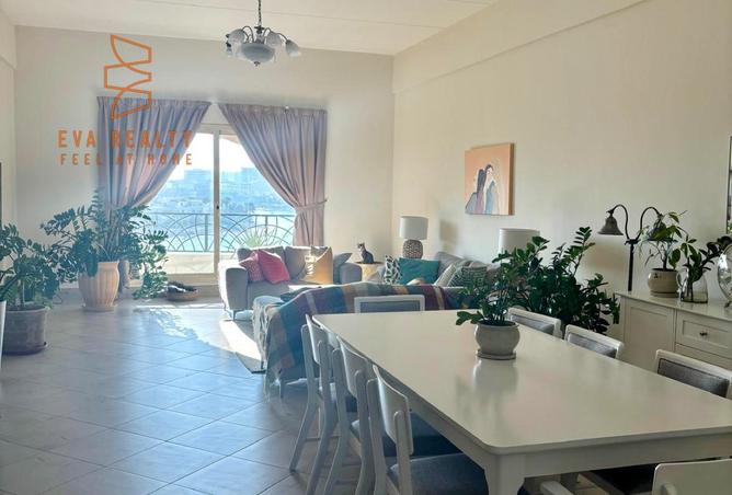 990147 - Property Image 2