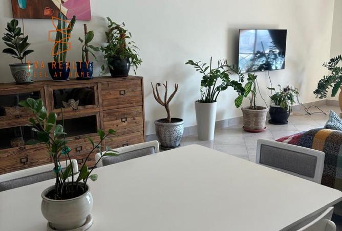 990147 - Property Image 3