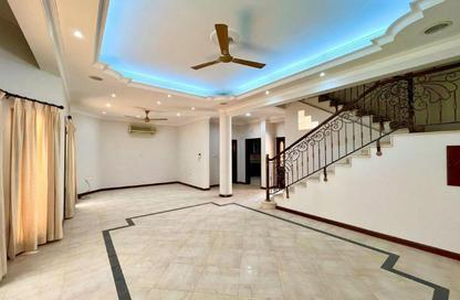 Villa - 3 Bedrooms - 4 Bathrooms for rent in Hidd - Muharraq Governorate