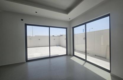 Villa - 5 Bedrooms - 6 Bathrooms for sale in Saar - Northern Governorate