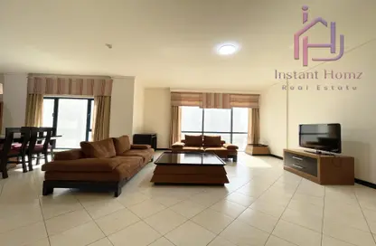 Apartment - 2 Bedrooms - 3 Bathrooms for rent in Al Juffair - Capital Governorate