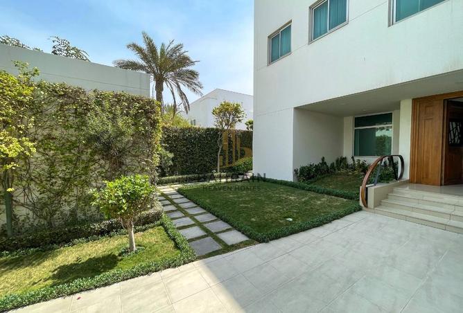 53322709 - Property Image 2