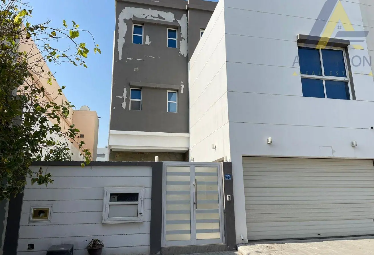 57122074 - Property Main Image
