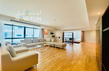 Apartment - 3 Bedrooms - 4 Bathrooms for rent in Seef - Capital Governorate
