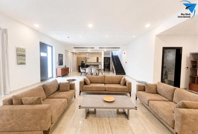 56453997 - Property Image 2