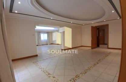 Villa - 4 - 4 for rent in Um Al Hasam - Manama - Capital Governorate