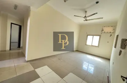 Apartment - 3 Bedrooms - 2 Bathrooms for rent in Manama - Capital Governorate Apartment - 3 Bedrooms - 2 Bathrooms for rent in Manama - Capital Governorate