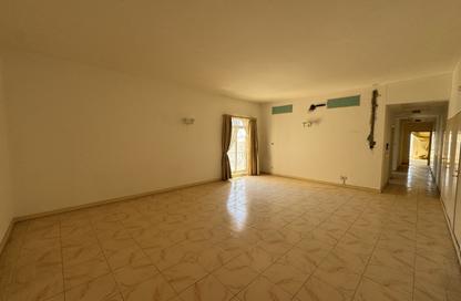Apartment - 2 Bedrooms - 2 Bathrooms for rent in Adliya - Manama - Capital Governorate