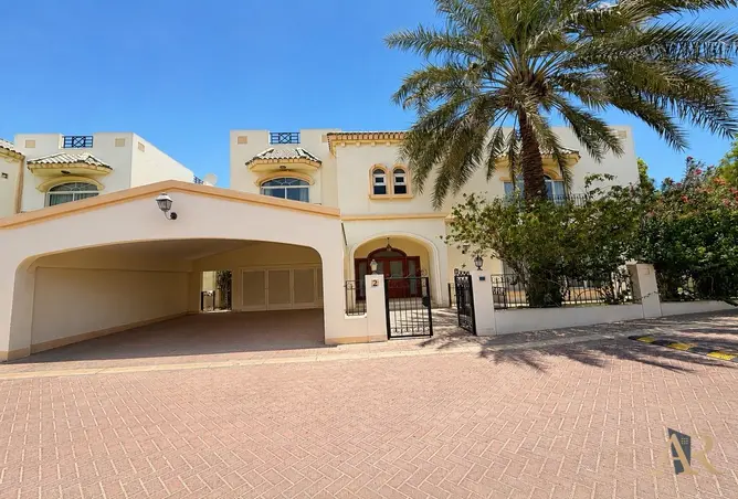 54370981 - Property Image 2