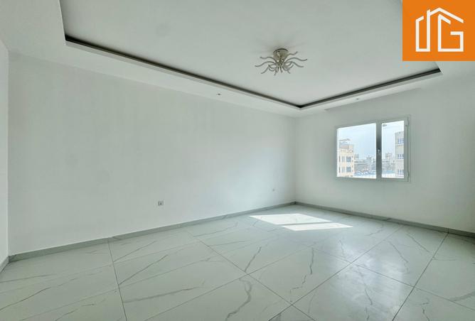 994379 - Property Image 2