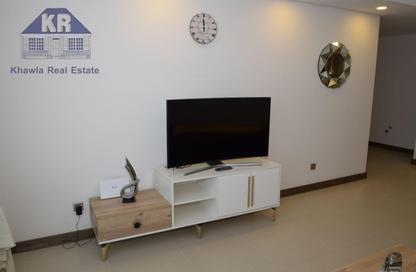 Apartment - 2 Bedrooms - 3 Bathrooms for sale in Busaiteen - Muharraq Governorate