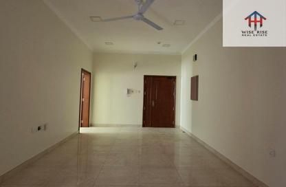 Apartment - 4 Bedrooms - 3 Bathrooms for rent in Busaiteen - Muharraq Governorate