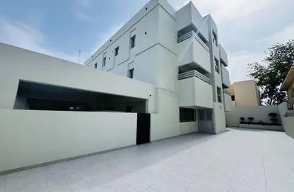 Apartment - 3 Bedrooms - 3 Bathrooms for rent in Al Burhama - Manama - Capital Governorate