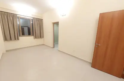 Apartment - 2 Bedrooms - 2 Bathrooms for rent in Hidd - Muharraq Governorate