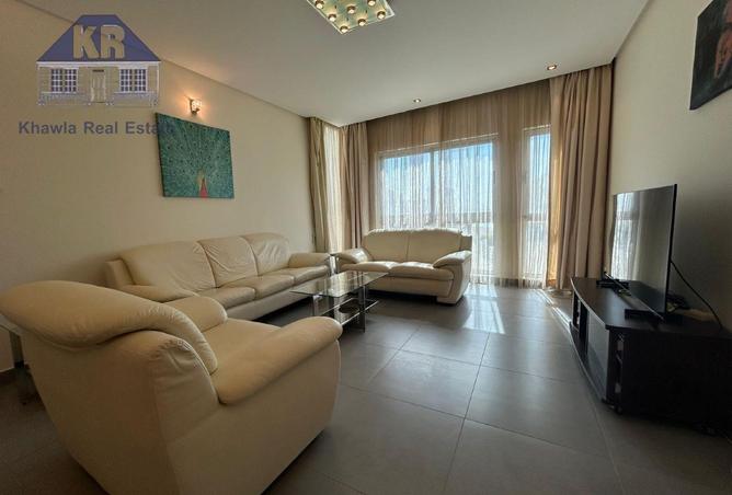 989451 - Property Image 2