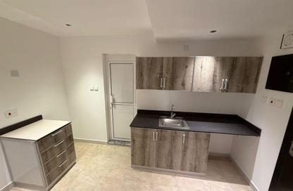 Apartment - Studio - 1 Bathroom for rent in Seef - Capital Governorate