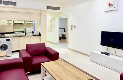 Apartment - 2 Bedrooms - 2 Bathrooms for rent in Exhibition Road - Hoora - Capital Governorate