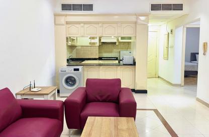 Apartment - 2 Bedrooms - 2 Bathrooms for rent in Exhibition Road - Hoora - Capital Governorate