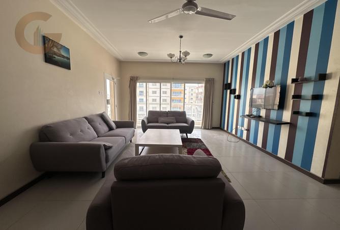 2PKMoxC1Day - Property Image 2