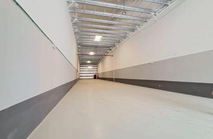 Warehouse - Studio - 1 Bathroom for rent in Hidd - Muharraq Governorate