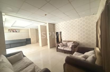 Whole Building - 7+ Bedrooms - 7+ Bathrooms for rent in Exhibition Road - Hoora - Capital Governorate