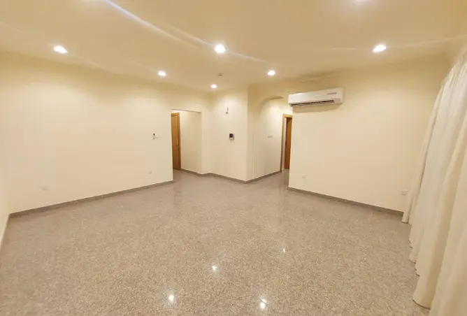 55891680 - Property Image 2