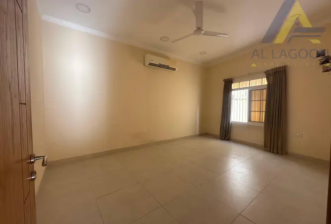 54041668 - Property Image 2