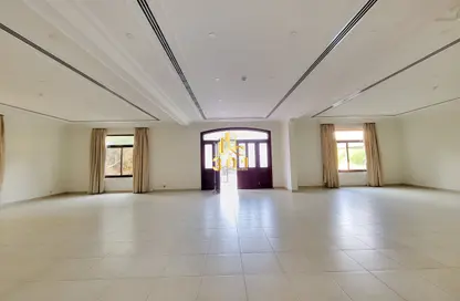 مجمع سكني - 5 غرف نوم - 5 حمامات للايجار في سار - المحافظة الشمالية