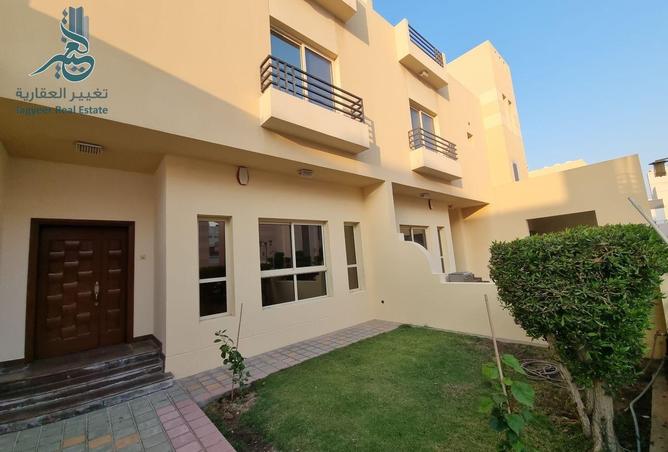 52223120 - Property Image 2