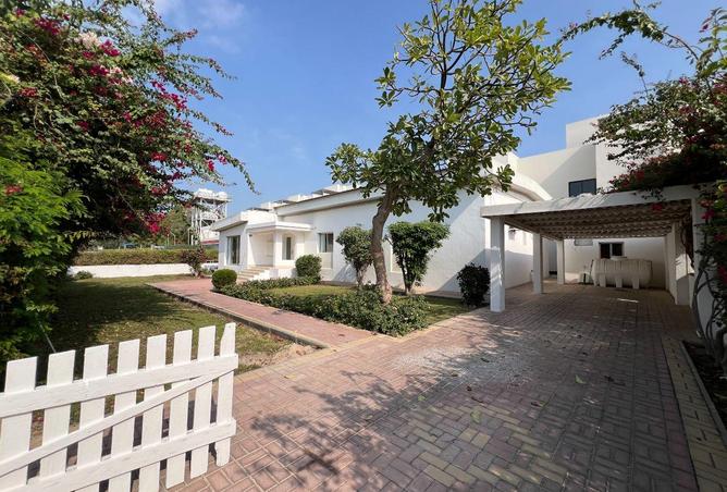 993873 - Property Main Image