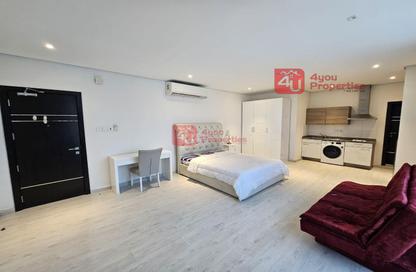 Apartment - Studio - 1 for rent in Zinj - Manama - Capital Governorate